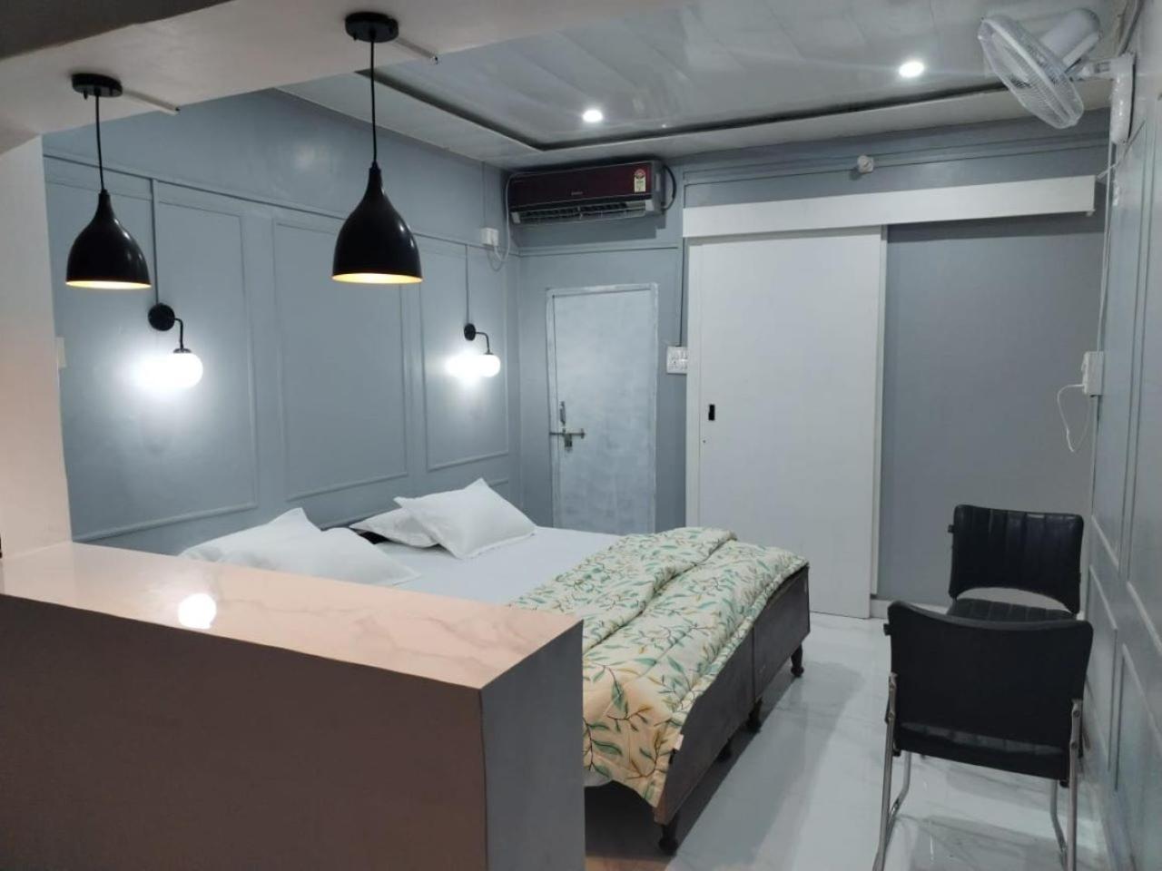 Janki Kunj Varanasi- 3 Room Home 外观 照片