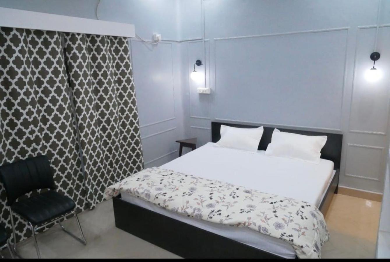 Janki Kunj Varanasi- 3 Room Home 外观 照片