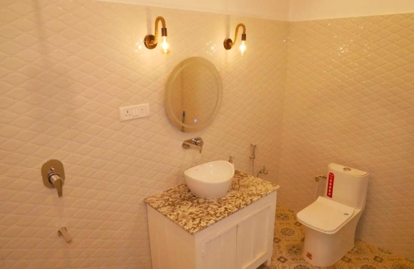 Janki Kunj Varanasi- 3 Room Home 外观 照片