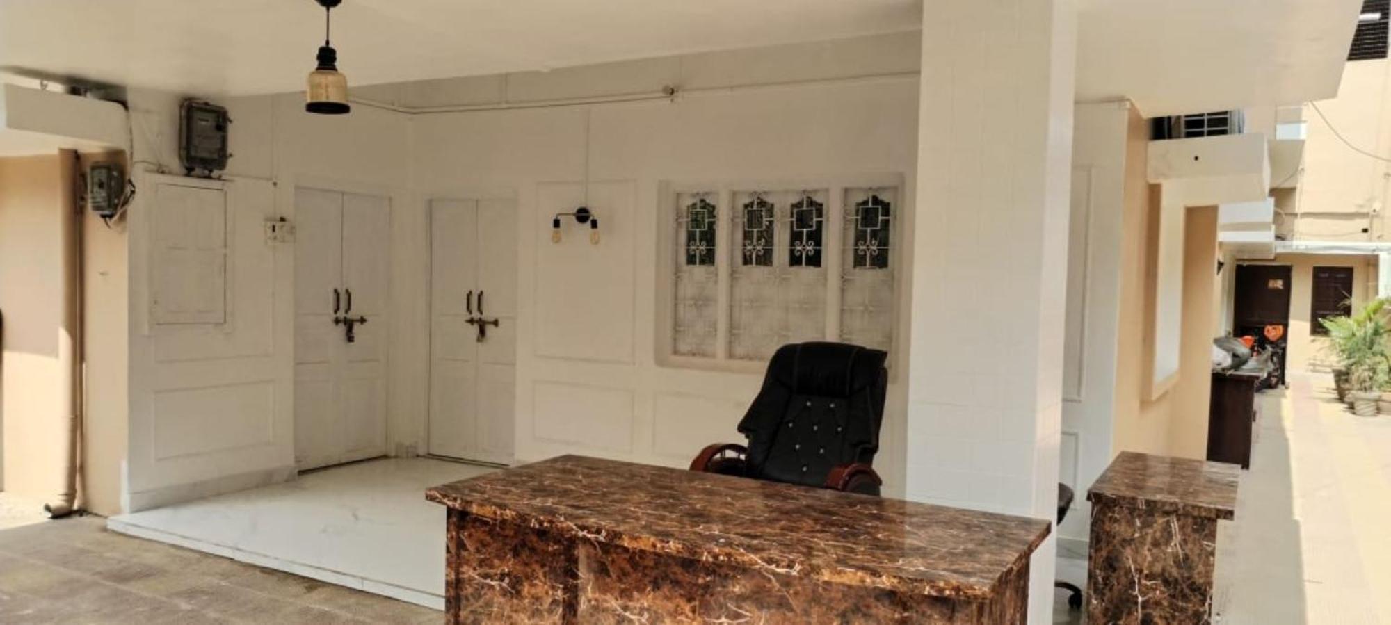 Janki Kunj Varanasi- 3 Room Home 外观 照片
